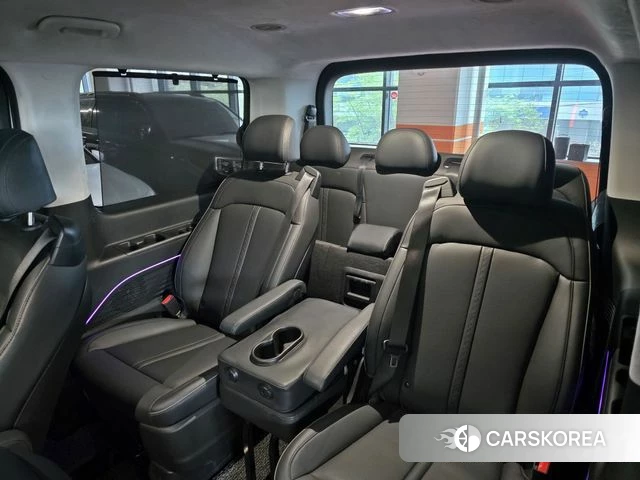 Hyundai Staria 2024 Белый из Кореи, фото 2