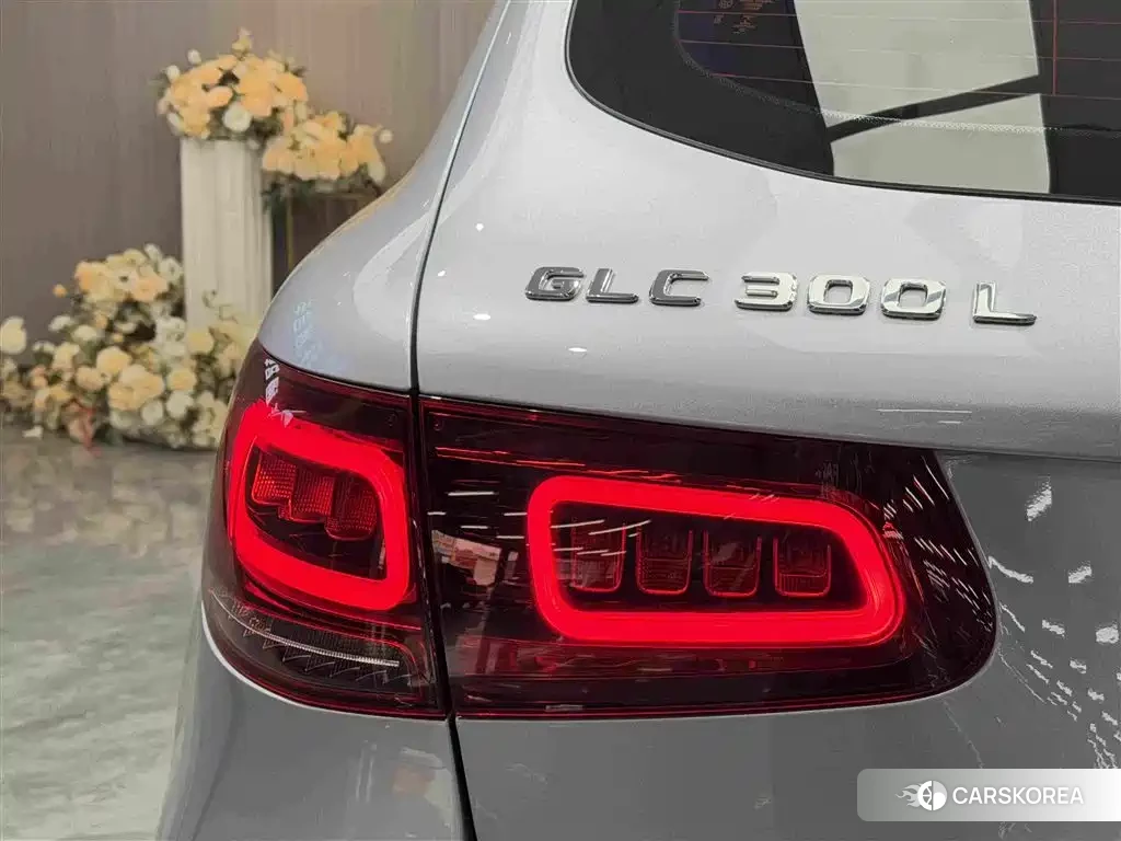Mercedes-Benz GLC 2023 Silver/gray из Китая, фото 2
