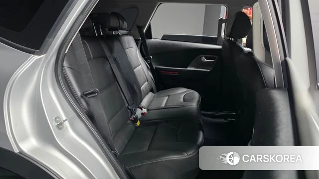 Kia Niro Plus 2022 Серебристо-серый из Кореи, фото 2