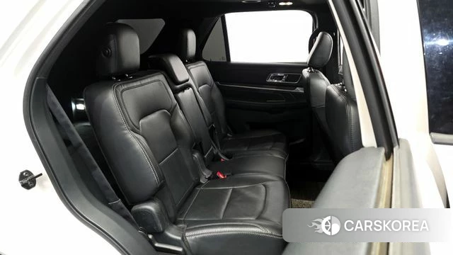 Ford Explorer 2019 Белый из Кореи, фото 2