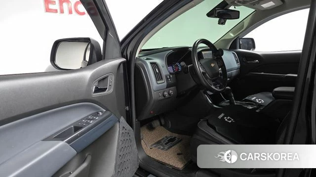 Chevrolet (GM Daewoo) Real New Colorado 2021 Черный из Кореи, фото 2