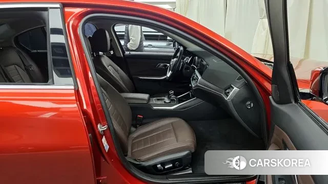 BMW 3 Series (G20) 2020 Оранжевый из Кореи, фото 2