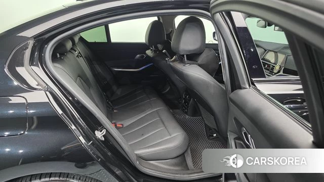 BMW 3 Series (G20) 2019 Черный из Кореи, фото 2