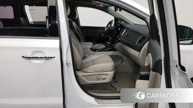 Kia The New Carnival 2020 Белый из Кореи, фото 2