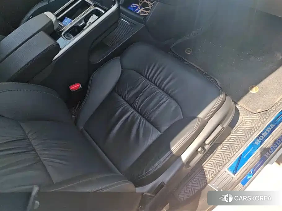 Honda Odyssey 2023 Белый из Китая, фото 3