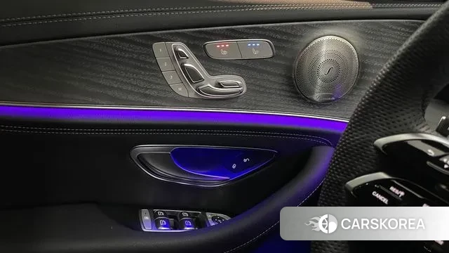 Mercedes-Benz E-Class W213 2023 Белый из Кореи, фото 2