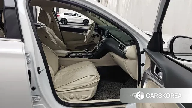 Genesis The New G70 2021 Белый из Кореи, фото 2