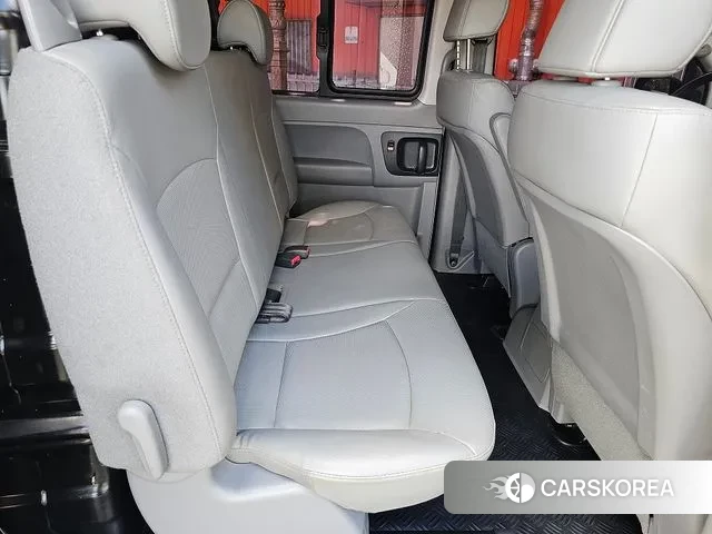 Hyundai The New Grand Starex 2018 Серебряный из Кореи, фото 2