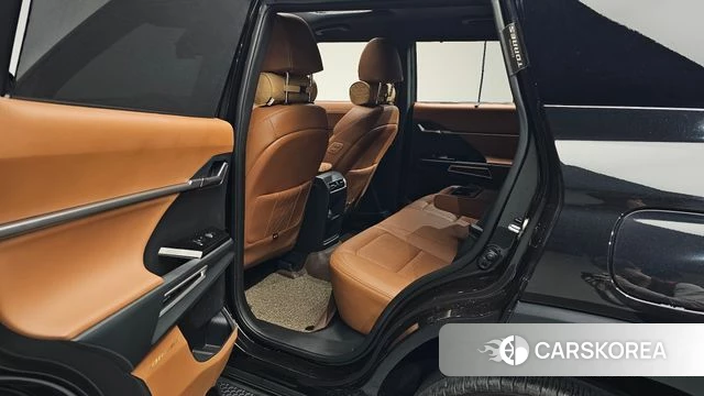 Ssangyong Torres 2023 Черный из Кореи, фото 2