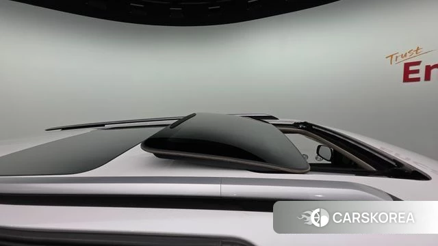 Kia Carnival 4th generation 2023 Белый из Кореи, фото 2