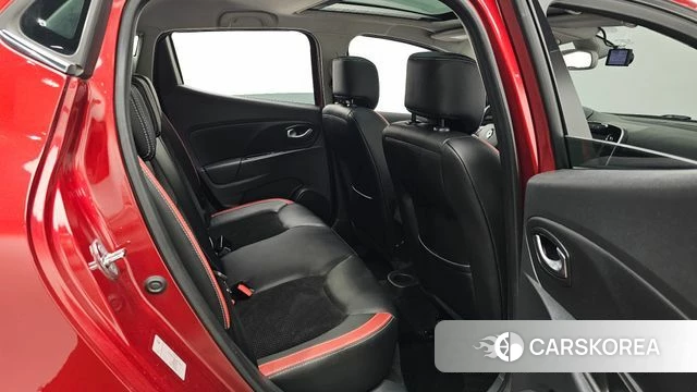 Renault Korea (Samsung) Clio 2018 Красный из Кореи, фото 2