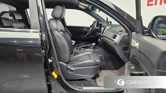 Ssangyong Rexton Sports Cannes 2019 Черный из Кореи, фото 2