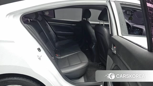 Hyundai Avante AD 2018 Белый из Кореи, фото 2