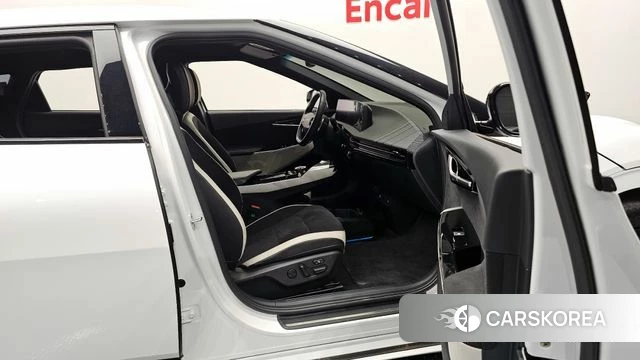 Kia EV6 2022 Белый из Кореи, фото 2