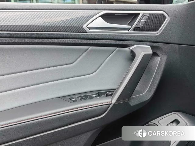 Volkswagen Tiguan X 2023 Черный из Китая, фото 2