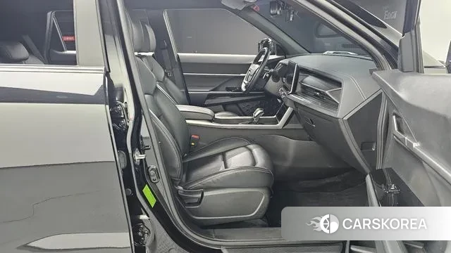 Ssangyong Torres 2022 Черный из Кореи, фото 2