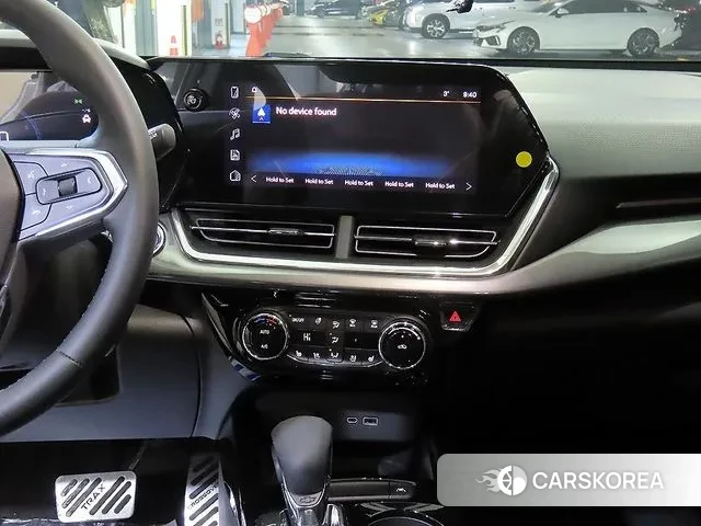Chevrolet (GM Daewoo) Trax Crossover 2023 Белый из Кореи, фото 2