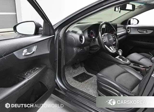 Kia The New K3 2nd generation 2021 Серый из Кореи, фото 2