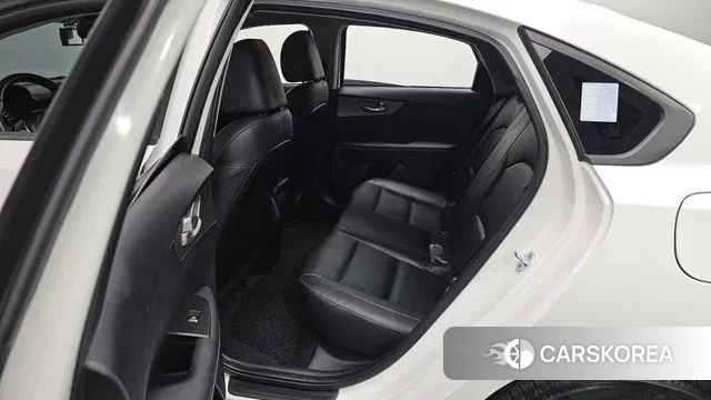 Kia Come New K3 2021 Белый из Кореи, фото 2