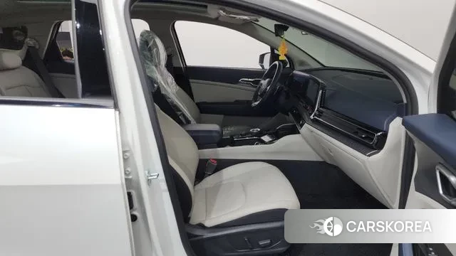 Kia Sportage 5th Generation 2022 Белый из Кореи, фото 2