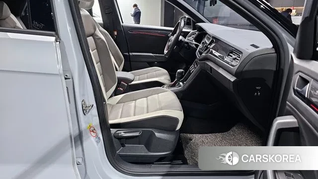 Volkswagen T-Roc 2022 Белый из Кореи, фото 2