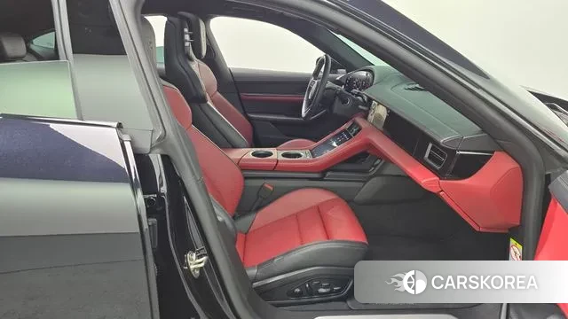 Porsche Taycan 2025 Черный из Кореи, фото 2