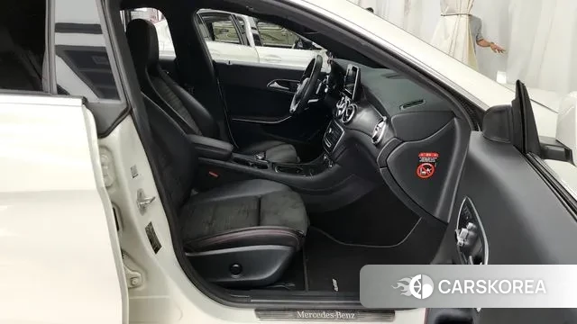 Mercedes-Benz CLA-Class C117 2018 Белый из Кореи, фото 2