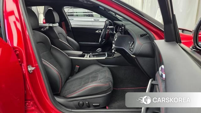 Kia Stinger Meister 2023 Красный из Кореи, фото 2