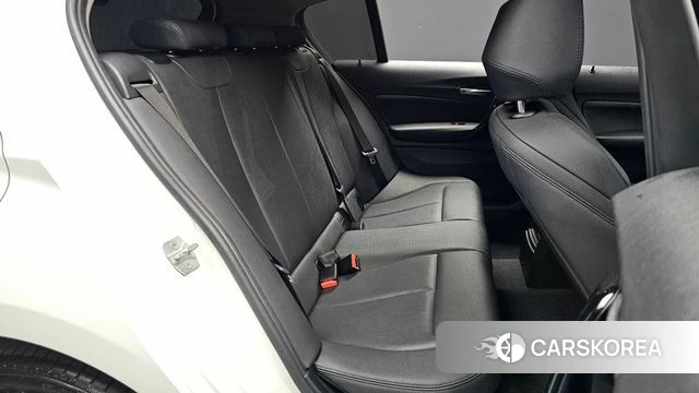 BMW 1 Series (F20) 2019 Белый из Кореи, фото 2
