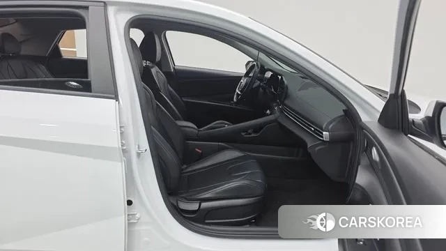 Hyundai Avante (CN7) 2021 Белый из Кореи, фото 2