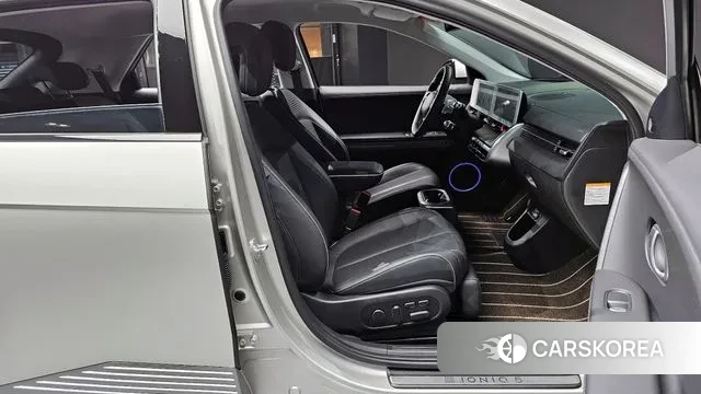 Hyundai Ionic 5 2021 Серебристо-серый из Кореи, фото 2