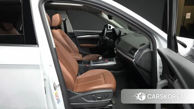 Audi Q5 (FY) 2022 Белый из Кореи, фото 2