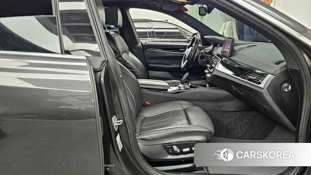 BMW 6 Series GT (G32) id 3819801 из Кореи 2