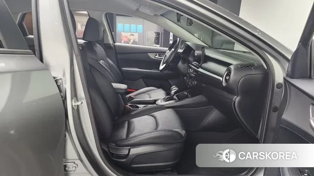 Kia Come New K3 2018 Серебристо-серый из Кореи, фото 2