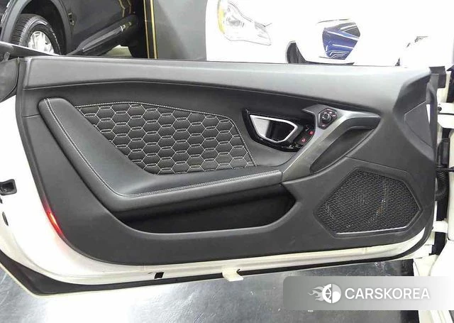 Lamborghini Huracan 2018 Красный из Кореи, фото 2