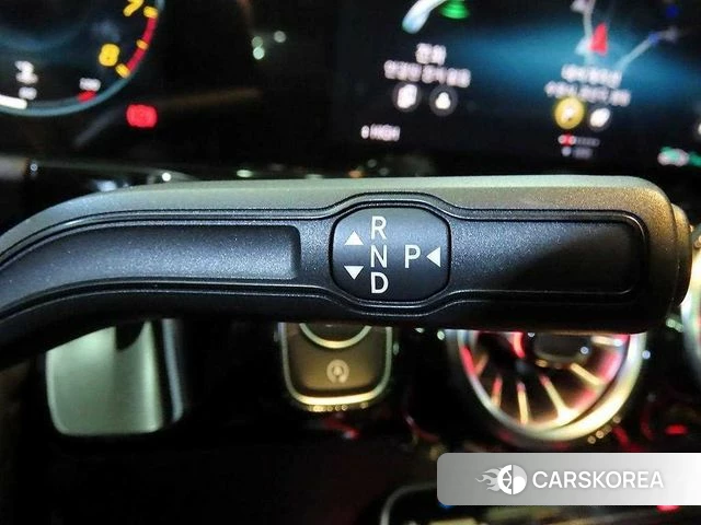 Mercedes-Benz GLA - Class H247 2022 Черный из Кореи, фото 2