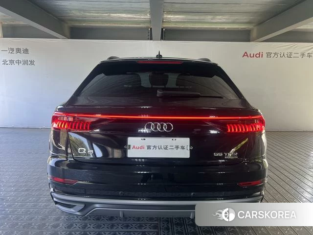 Audi Q8 2023 Черный из Китая, фото 2