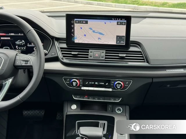 Audi Q5L 2022 Темно-серый из Китая, фото 2