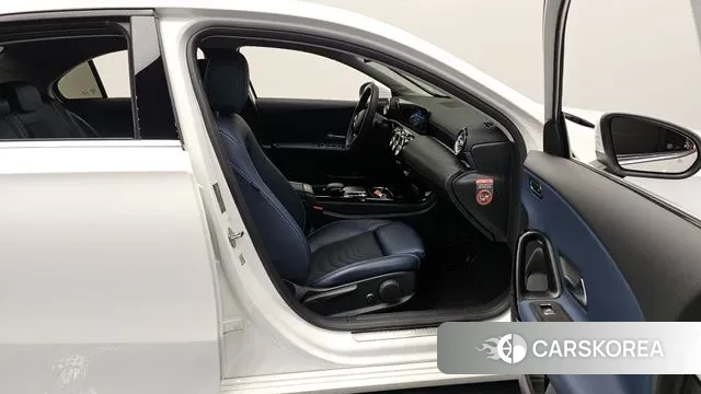 Mercedes-Benz A-Class W177 2020 Белый из Кореи, фото 2