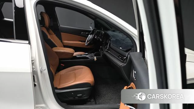 Kia Sportage 5th Generation 2022 Белый из Кореи, фото 2