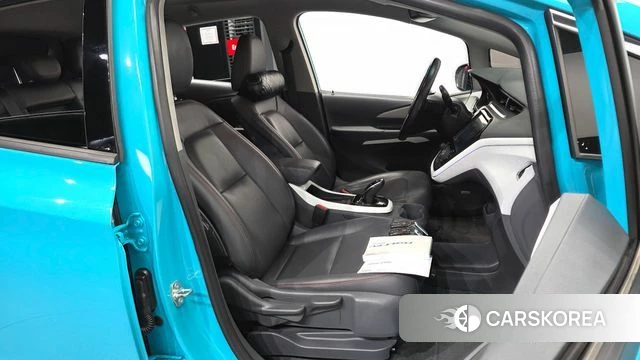 Chevrolet (GM Daewoo) Bolt EV 2021 Небесно-голубой из Кореи, фото 2