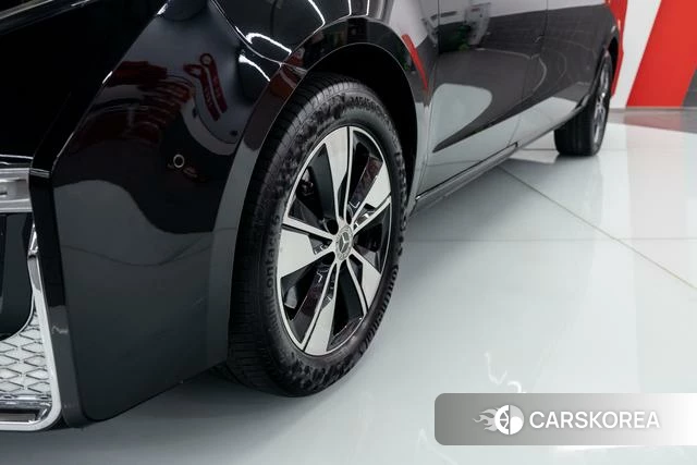 Mercedes-Benz V-class 2023 Черный из Китая, фото 2