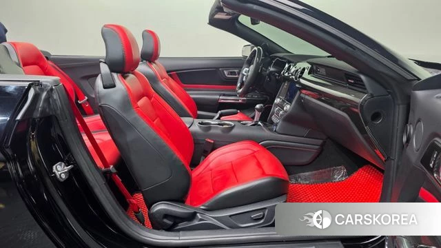 Ford Mustang 2020 Черный из Кореи, фото 2