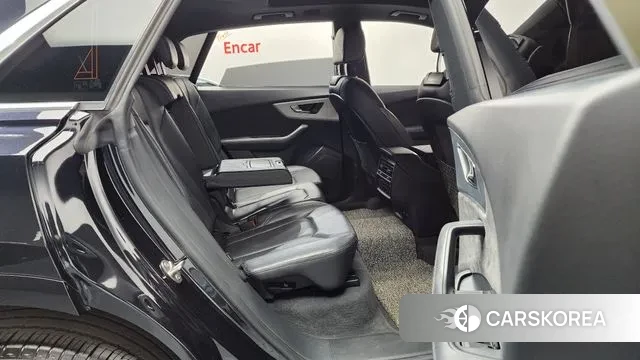 Audi Q8 (4M) 2021 Черный из Кореи, фото 2