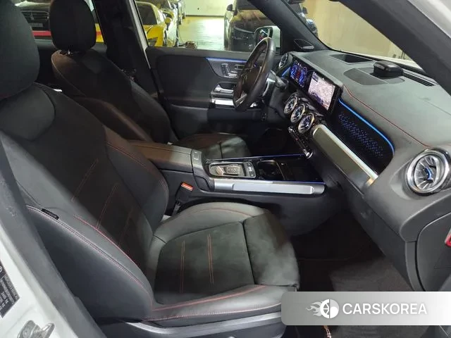 Mercedes-Benz EQB X243 2024 Белый из Кореи, фото 2