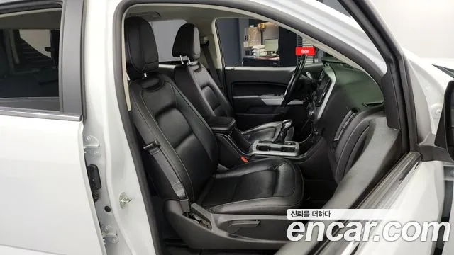 Chevrolet (GM Daewoo) Real New Colorado 2022 Белый из Кореи, фото 2