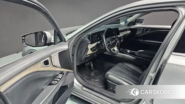 Kia K8 2022 Серебристо-серый из Кореи, фото 2