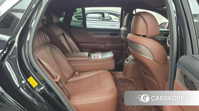 Genesis G90 (RS4) 2024 Черный из Кореи, фото 2