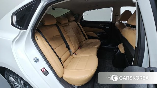 Kia K7 Premier 2021 Белый из Кореи, фото 2