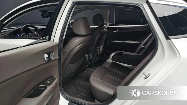 Kia The New K5 2nd generation 2018 Белый из Кореи, фото 2